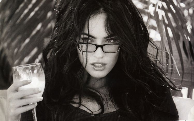 Fonds d'cran Clbrits Femme Megan Fox Wallpaper N297236