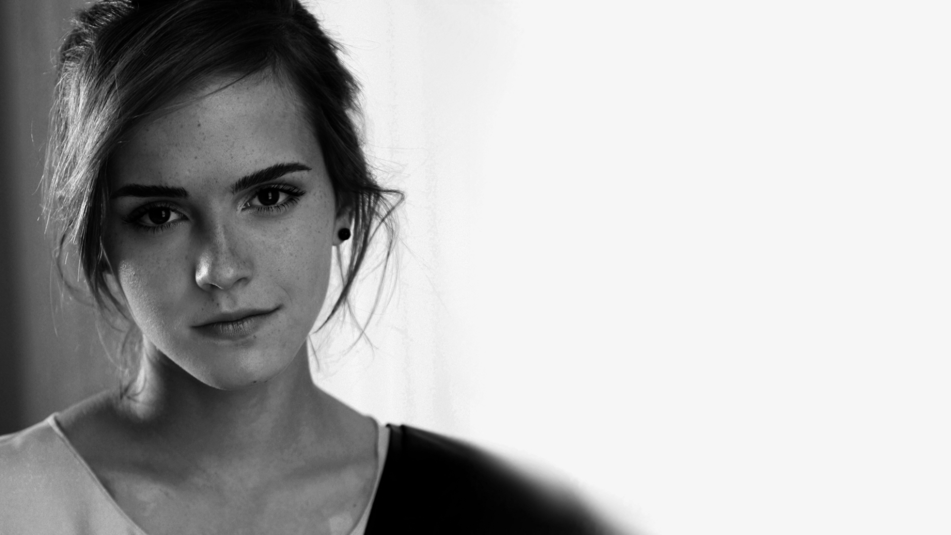 Fonds d'cran Clbrits Femme Emma Watson 