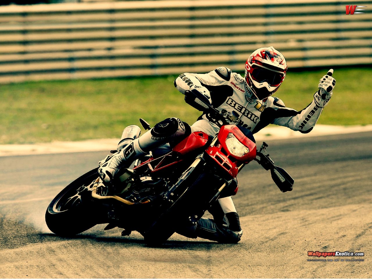 Wallpapers Motorbikes Stunt & Freeride ducati