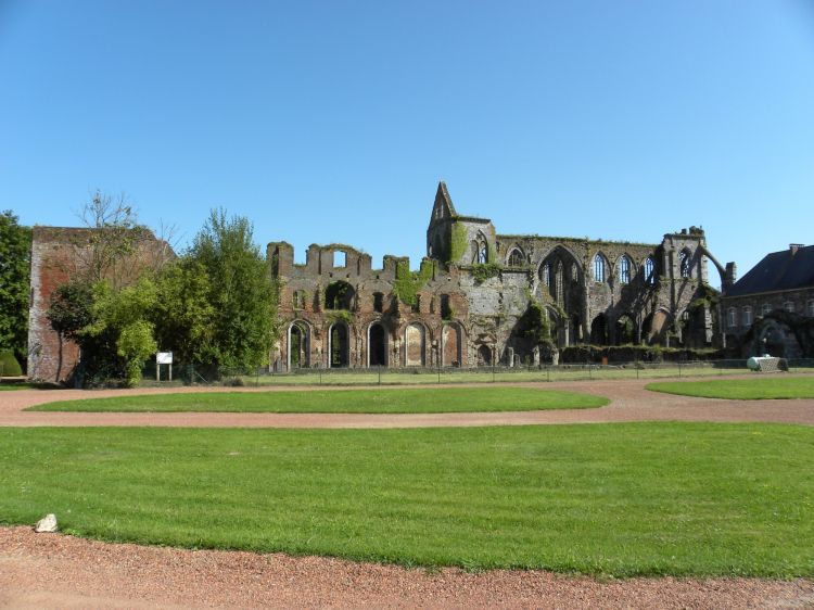 Fonds d'cran Constructions et architecture Edifices Religieux abbaye d'aulne 2 belgique