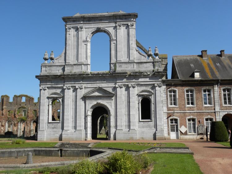 Wallpapers Constructions and architecture Religious Buildings abbaye d'aulne 3 belgique