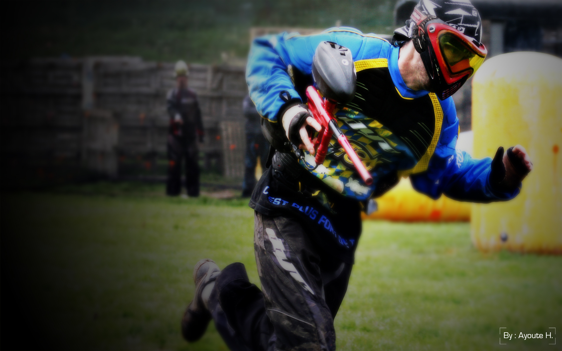 Fonds d'cran Sports - Loisirs Paintball Gwen