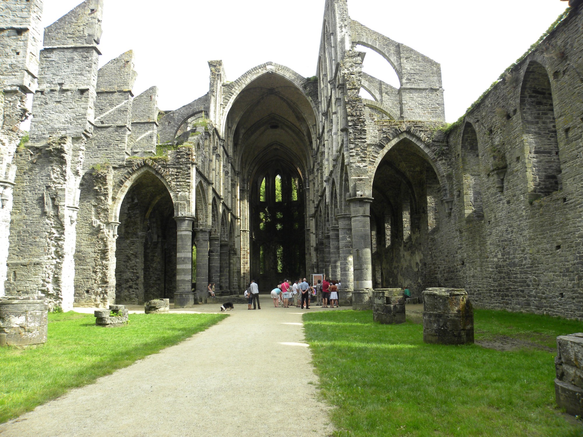 Fonds d'cran Constructions et architecture Ruines - Vestiges ruine de l'abbaye de villers la ville  belgique