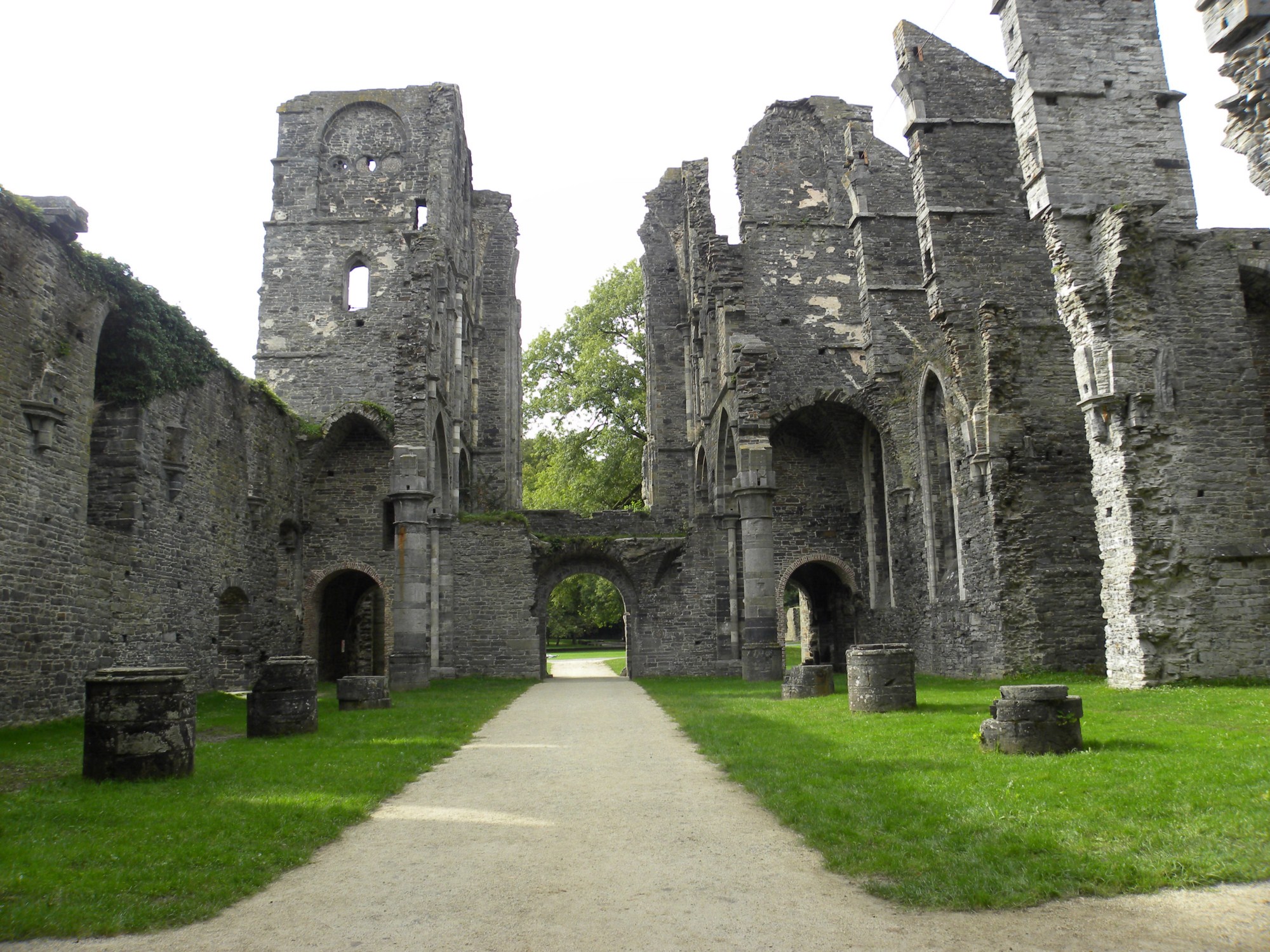 Wallpapers Constructions and architecture Ruins ruine de l'abbaye de villers la ville  belgique