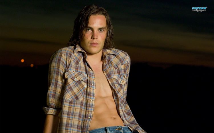 Fonds d'cran Clbrits Homme Taylor Kitsch Wallpaper N299811