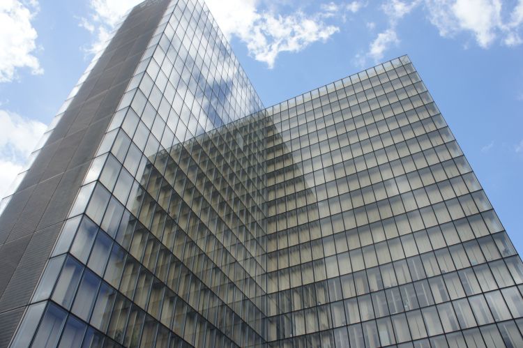 Fonds d'cran Constructions et architecture Btiments administratifs Bibliothque de France   (photo prise le 17 mai 2012)