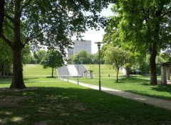 Fonds d'cran Nature Parc de Bercy  Paris   (photo prise le 17 mai 2012)