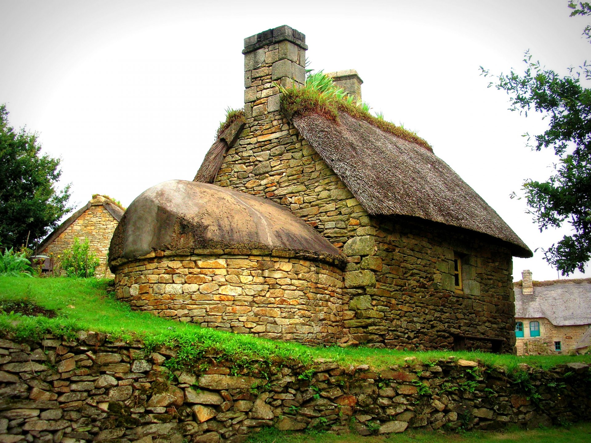 Fonds d'cran Constructions et architecture Maisons village de poul-fetan