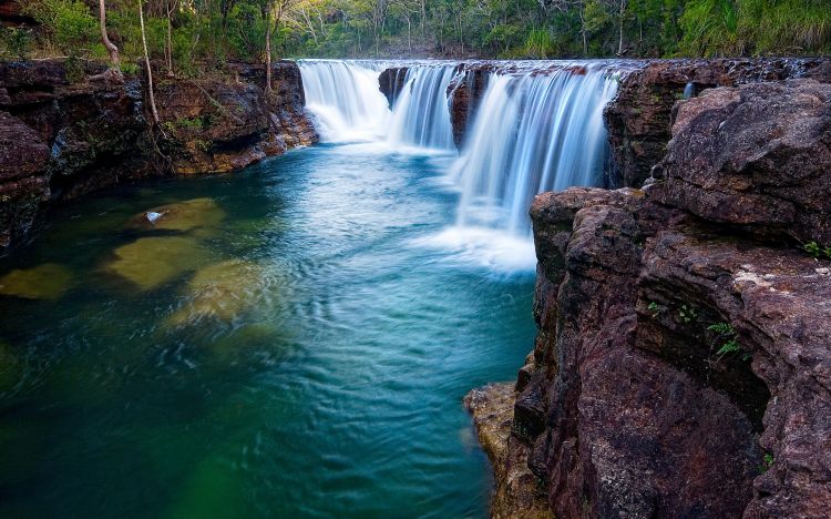 Fonds d'cran Nature Cascades - Chutes Wallpaper N301364