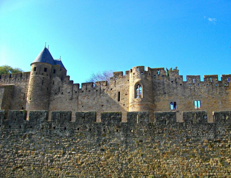 Fonds d'cran Constructions et architecture Chteaux - Palais les remparts de la cit de Carcassonne