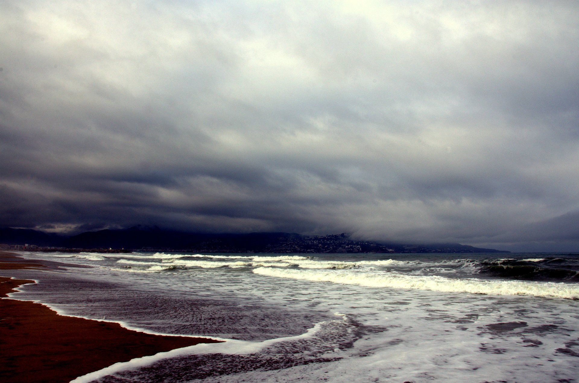 Fonds d'cran Nature Mers - Ocans - Plages Ciel !