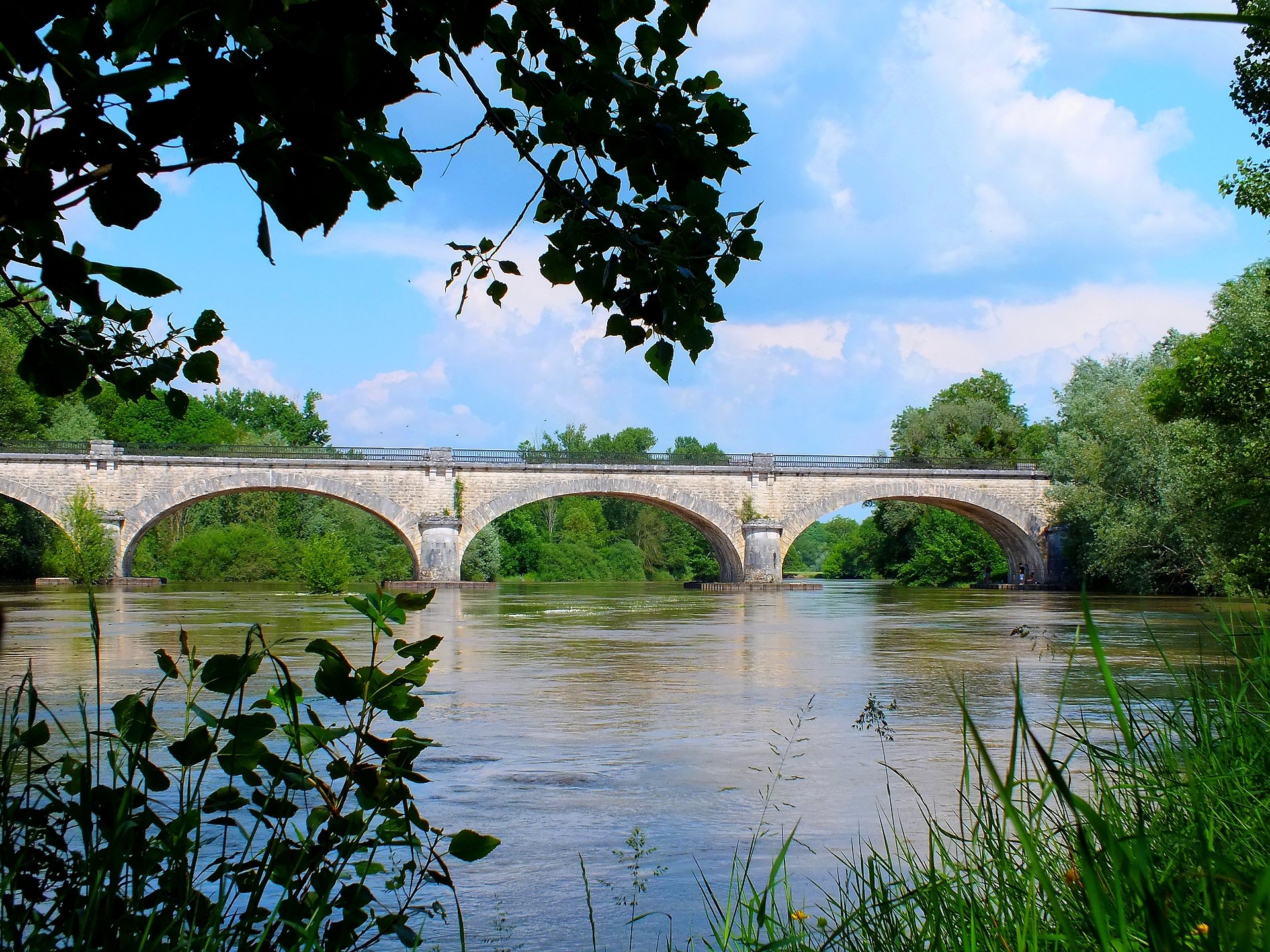 Wallpapers Constructions and architecture Bridges - Aqueduct Sur le Cher