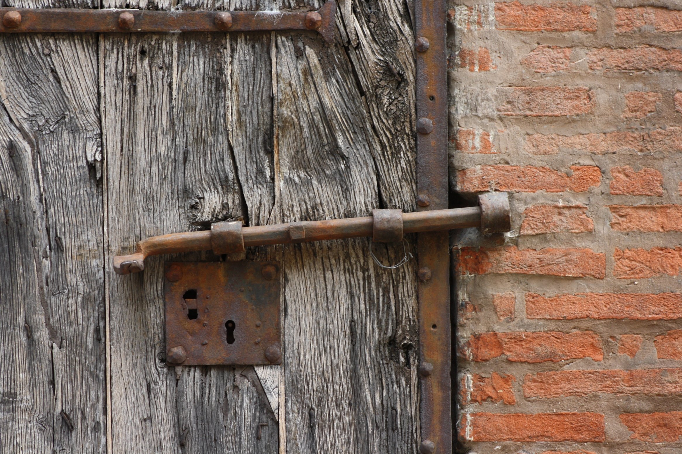 Wallpapers Constructions and architecture Doors - Windows - Porch Chiavistello