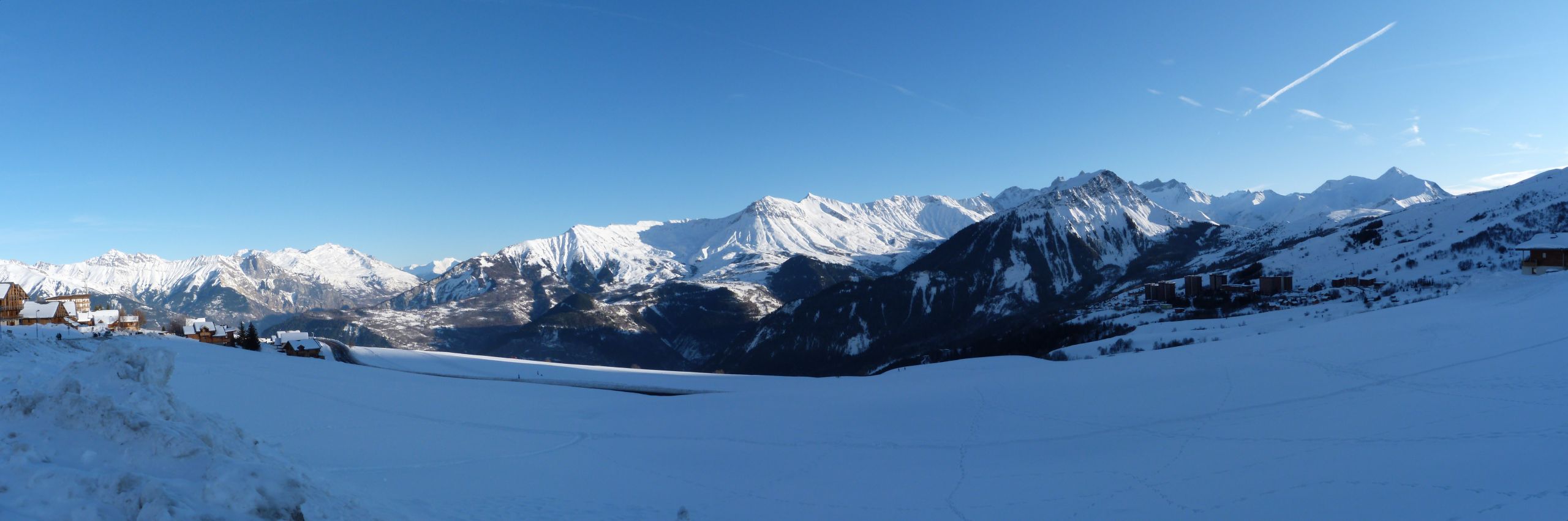 Fonds d'cran Nature Montagnes Vue depuis la Station de ski de la Toussuire, Savoie