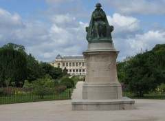  Constructions and architecture Monument  Jean-Baptiste Lamarck (1908)  Jean-Baptiste Lamarck (1744-1829) contribua  la cration du musum d'Histoire naturelle et fonda la zoologie.