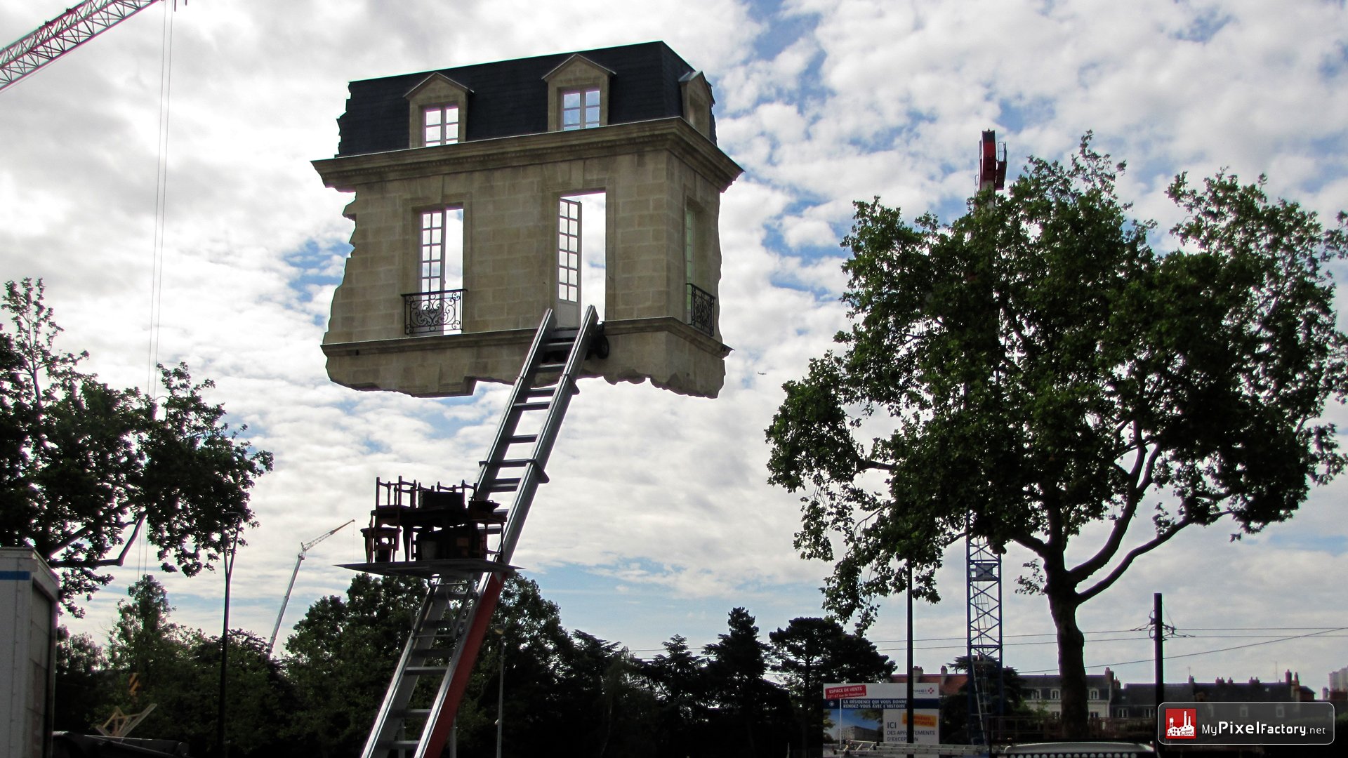 Fonds d'cran Voyages : Europe France > Pays de Loire Place du Bouffay, Voyage  Nantes 2012