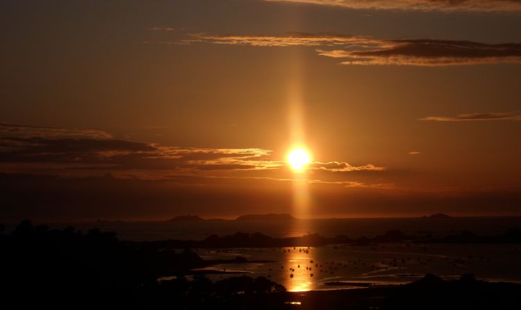 Fonds d'cran Nature Couchers et levers de Soleil ciels bretagne