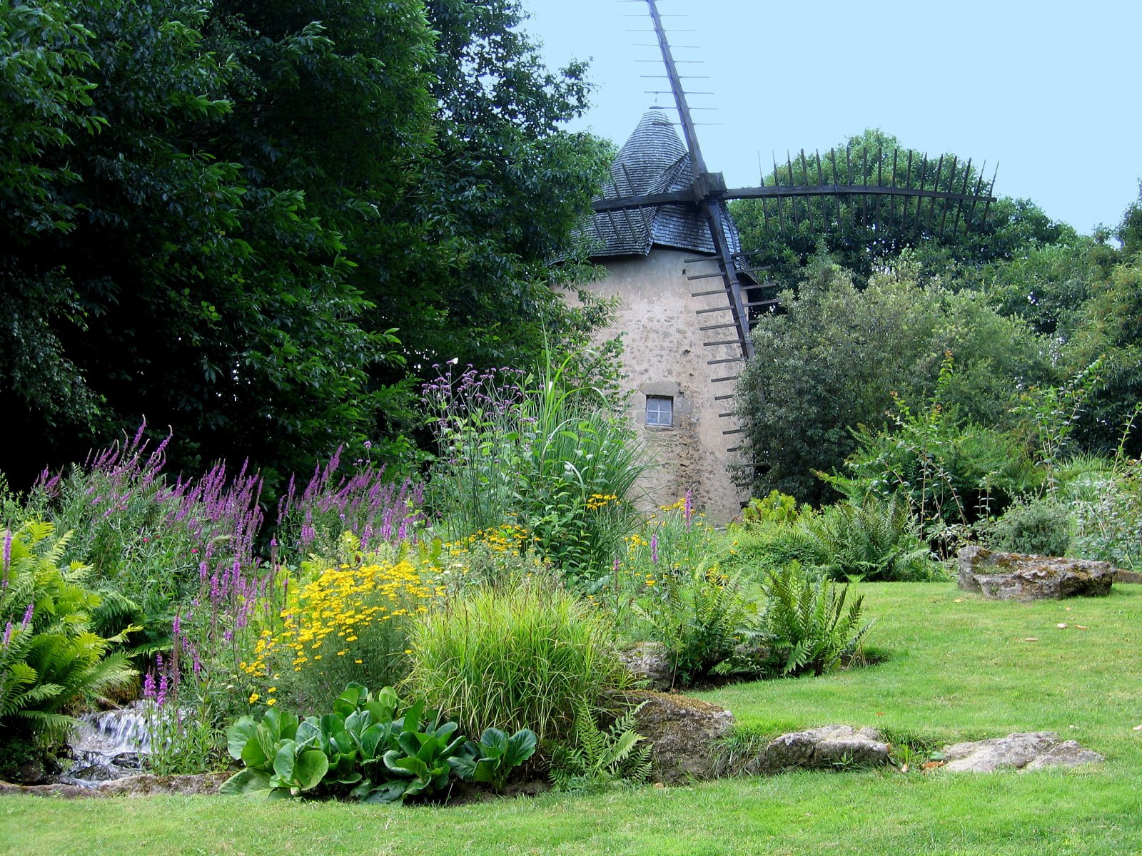 Fonds d'cran Constructions et architecture Moulins - Eoliennes il faudrait un peu de vent