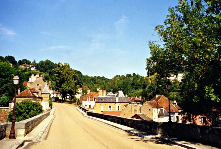 Wallpapers Trips : Europ France > Bourgogne Avallon (Yonne)