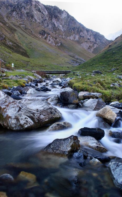 Wallpapers Nature Mountains cascade dans les pyrenes