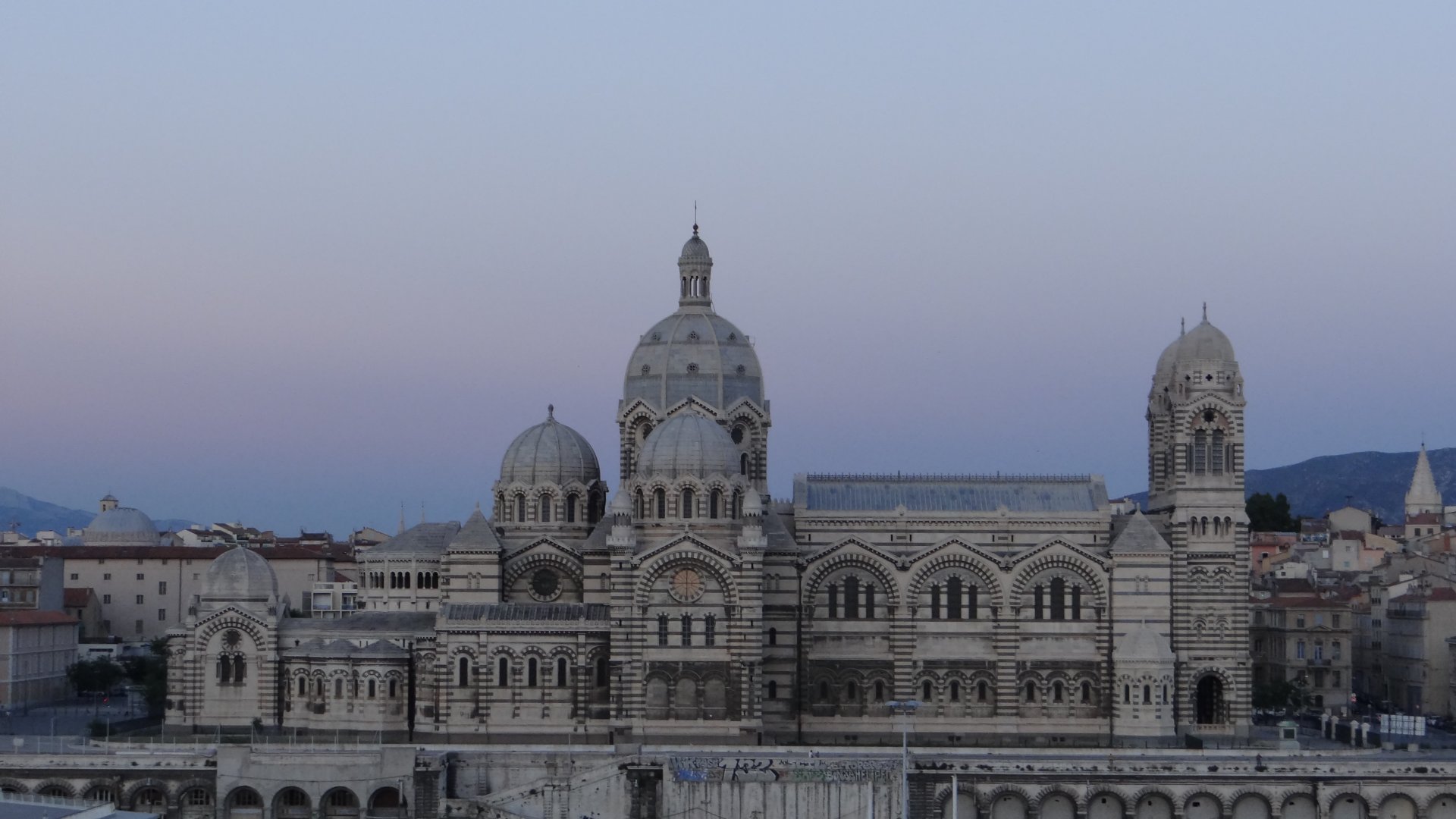 Wallpapers Trips : Europ France > Provence-Alpes-Cte d'Azur Cathdrale Sainte-Marie-Majeure de Marseille