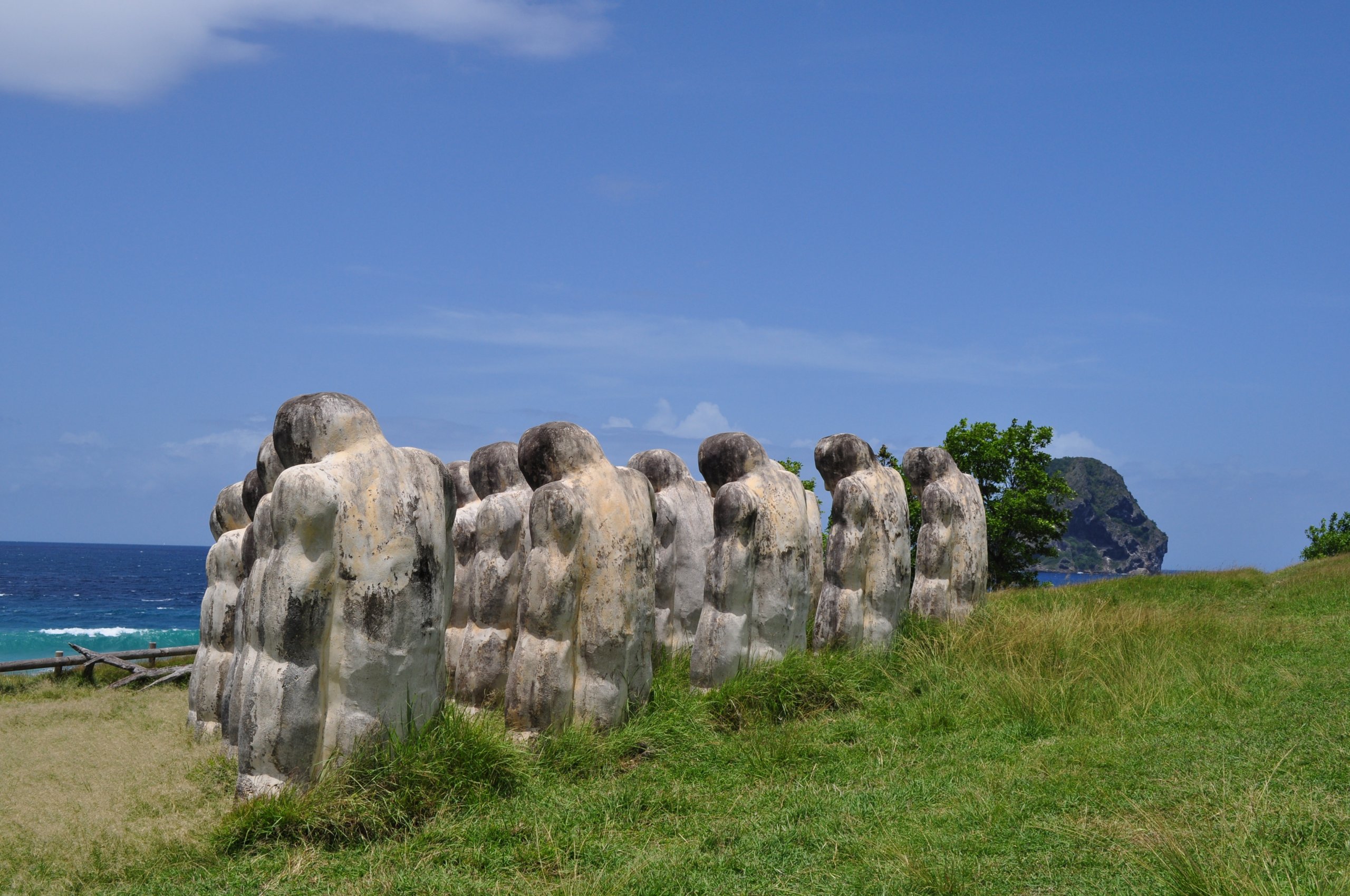 Fonds d'cran Constructions et architecture Statues - Monuments Mmorial Anse Caffard (Martinique)