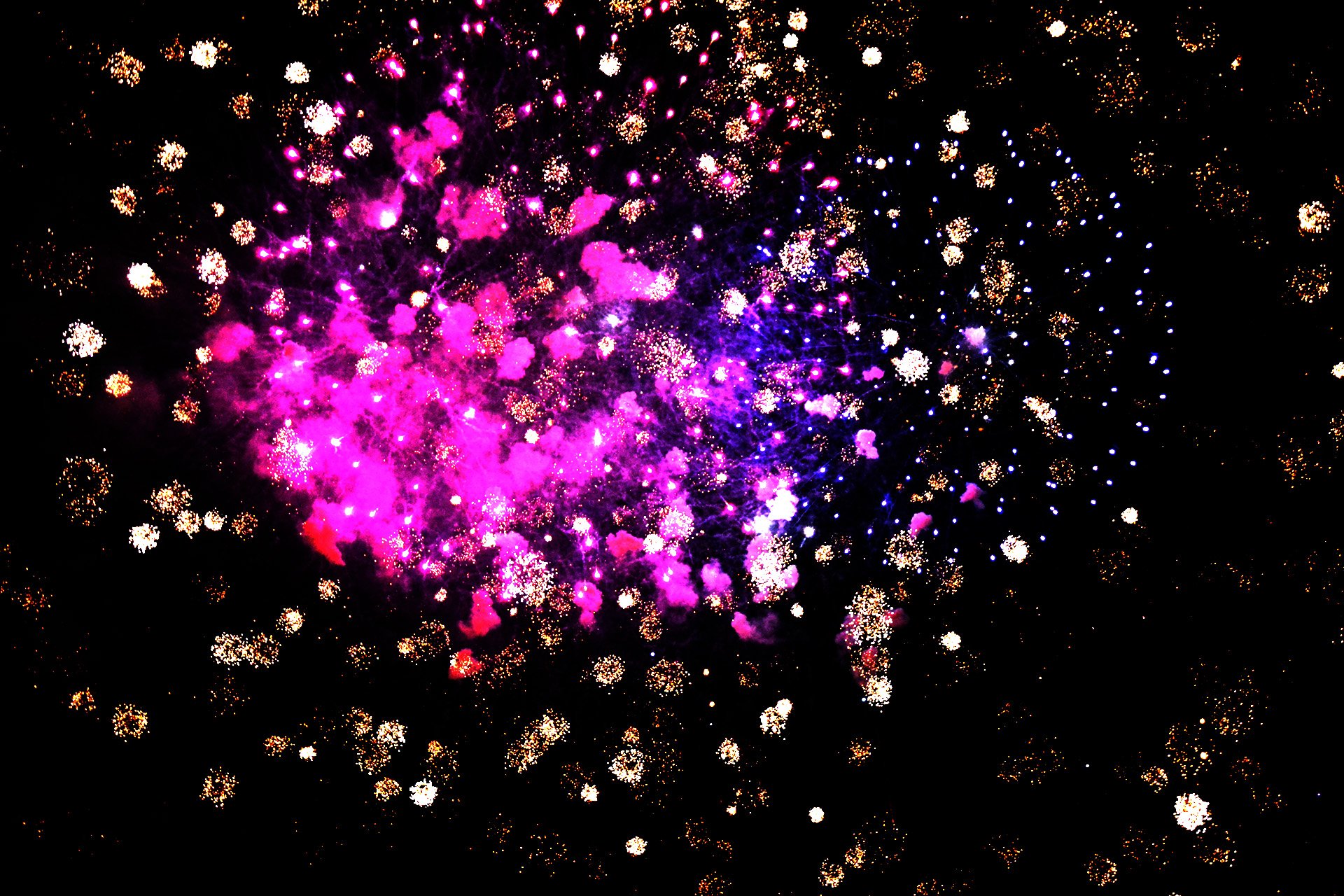 Wallpapers People - Events Fireworks Fire in the sky