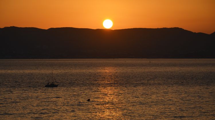 Fonds d'cran Nature Couchers et levers de Soleil La baie des Lecques