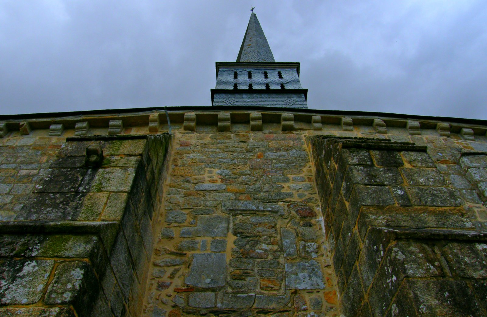 Fonds d'cran Constructions et architecture Edifices Religieux trmeur, de bas en haut.