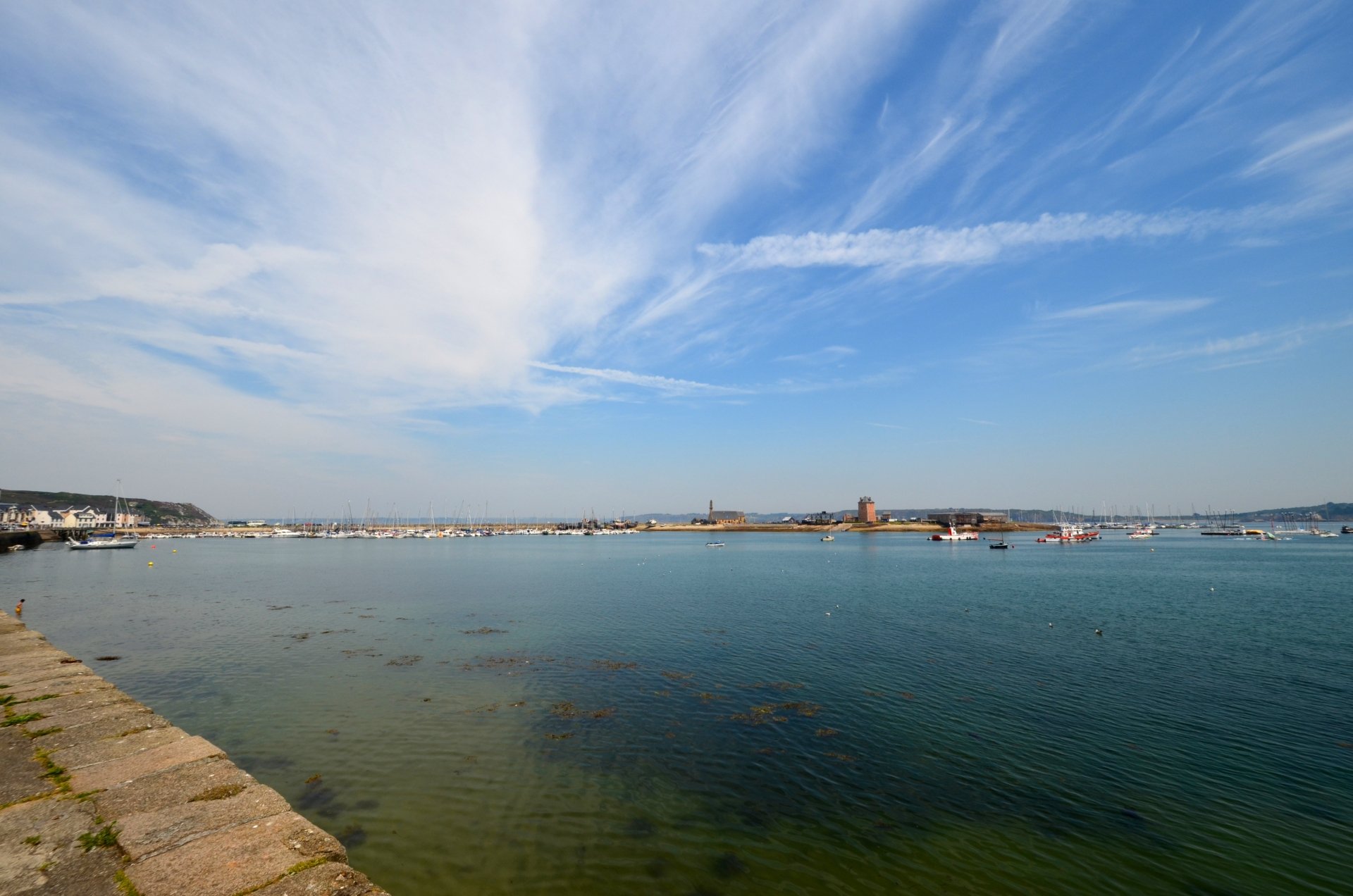 Wallpapers Trips : Europ France > Bretagne port de camaret sur mer 