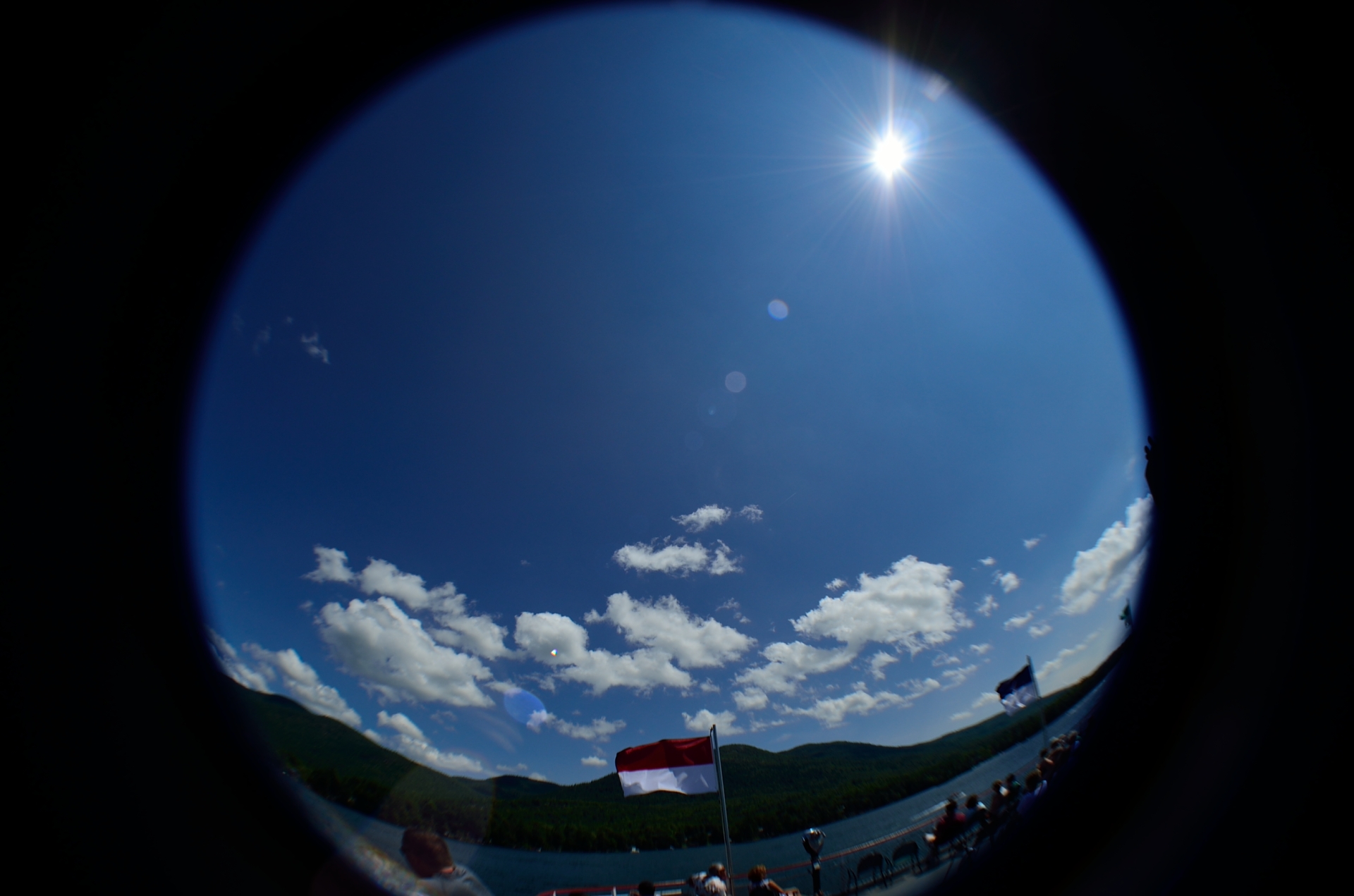 Fonds d'cran Nature Ciel - Nuages Sur le Lake Georges