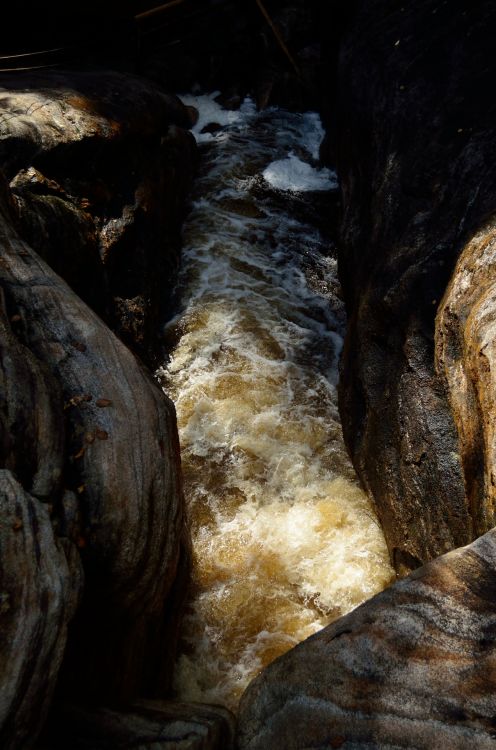 Fonds d'cran Nature Cascades - Chutes Lake Georges 