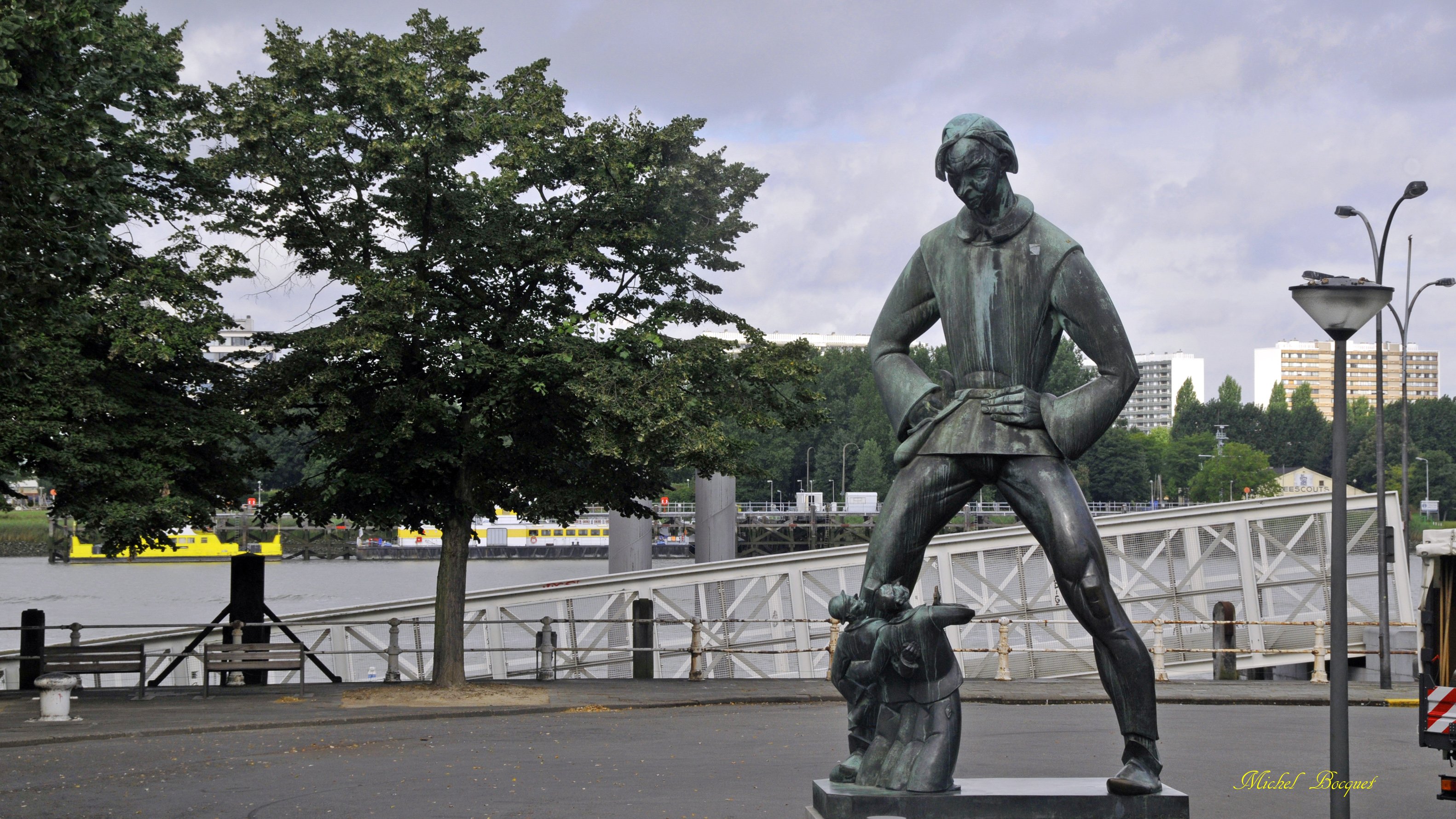 Fonds d'cran Constructions et architecture Statues - Monuments Statue d'Anvers