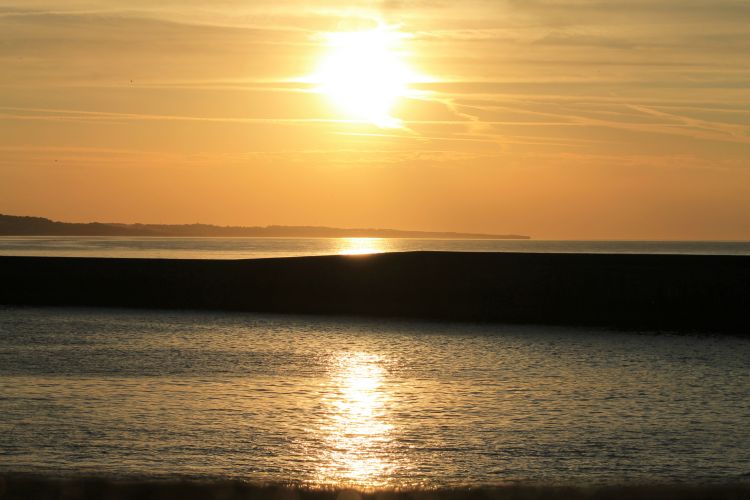 Fonds d'cran Nature Couchers et levers de Soleil coucher de soleil sur Port en Bessin