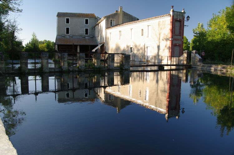 Fonds d'cran Constructions et architecture Ruines - Vestiges minoterie sur la sorgues