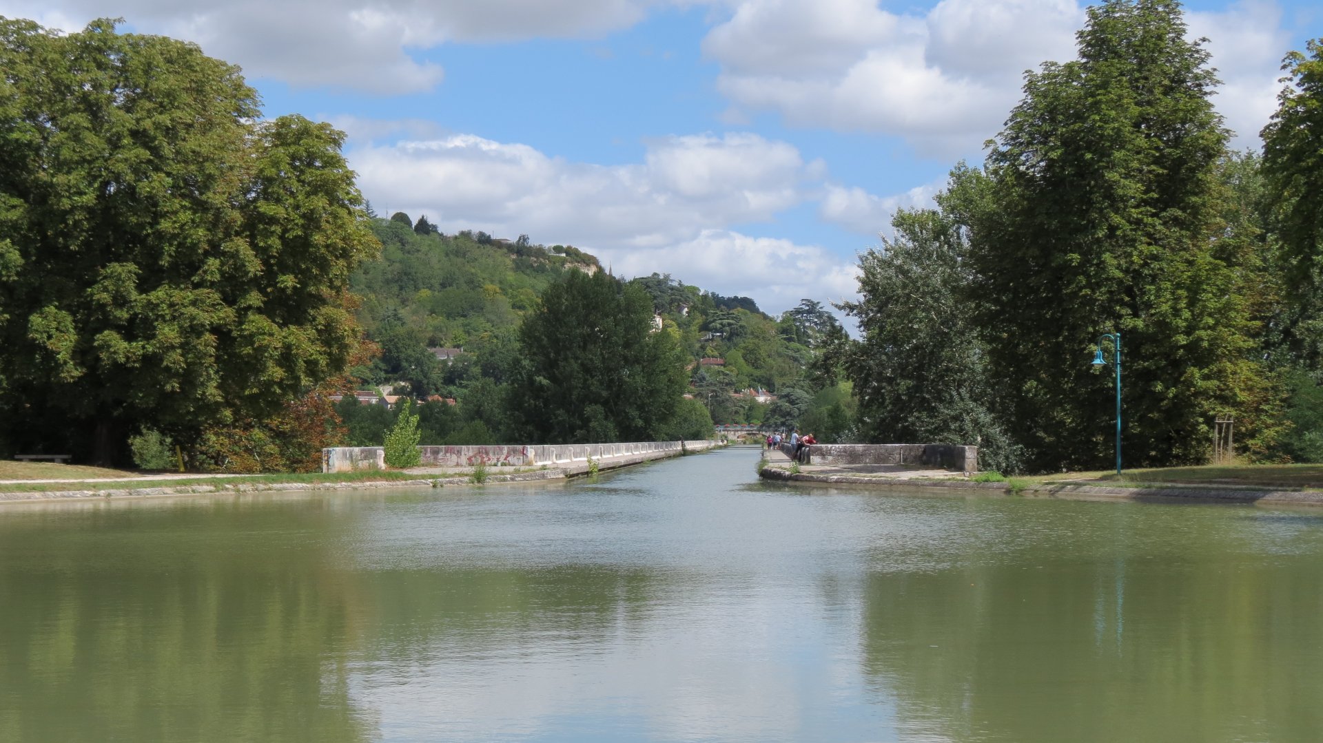 Fonds d'cran Constructions et architecture Ponts - Aqueducs pont canal à Agen