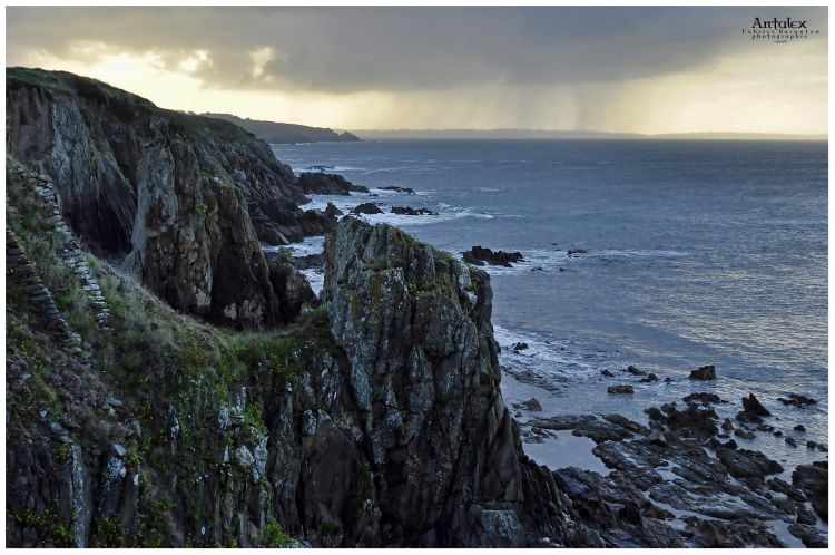 Fonds d'cran Nature Falaises Terre sauvage...