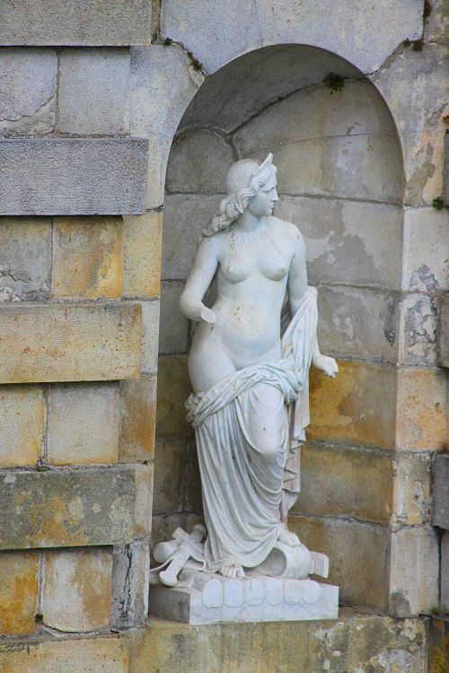 Fonds d'cran Constructions et architecture Chteaux - Palais le château de Fontainebleau