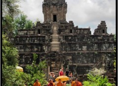  Voyages : Asie Moines au temple de bakong