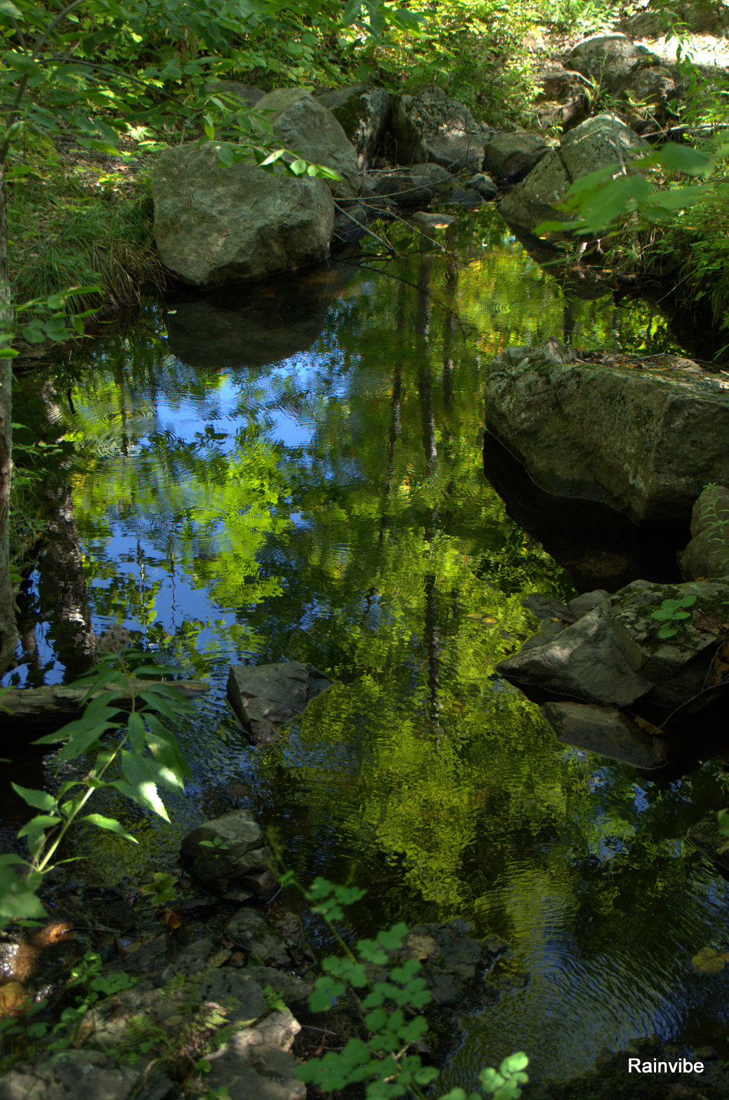 Fonds d'cran Nature Fleuves - Rivires - Torrents Lac de L'argile