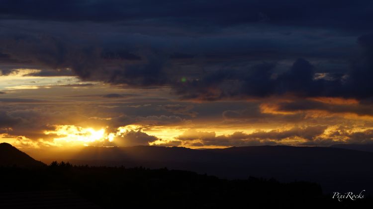 Fonds d'cran Nature Couchers et levers de Soleil Mont-Salve