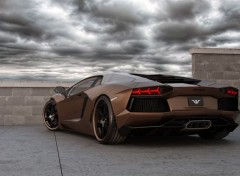  Voitures Aventador