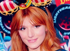  Clbrits Femme Bella Thorne