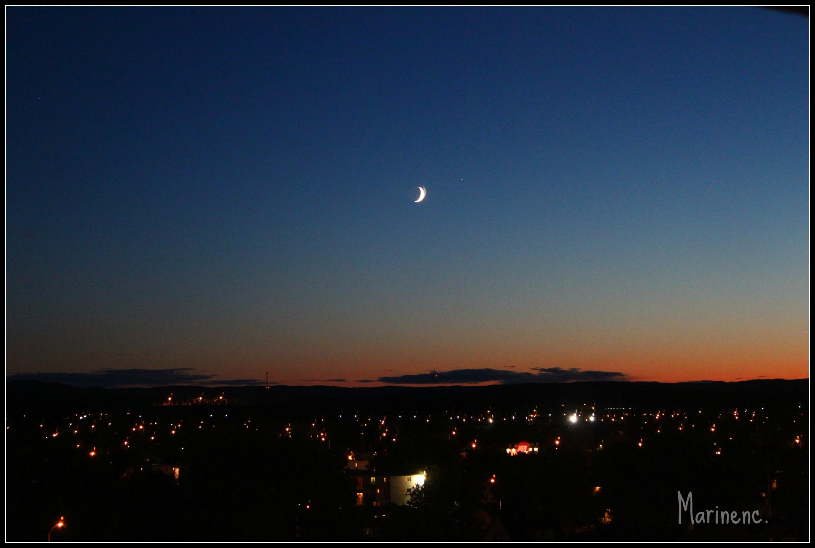 Fonds d'cran Nature Couchers et levers de Soleil Twilight