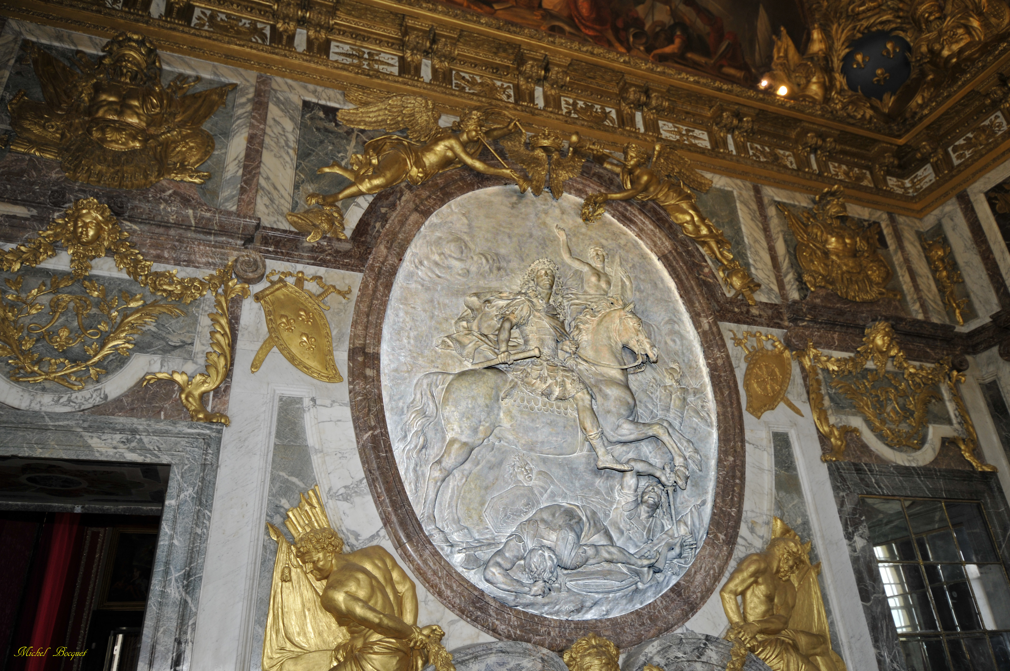 Wallpapers Constructions and architecture Statues - Monuments Détail du château de Versailles