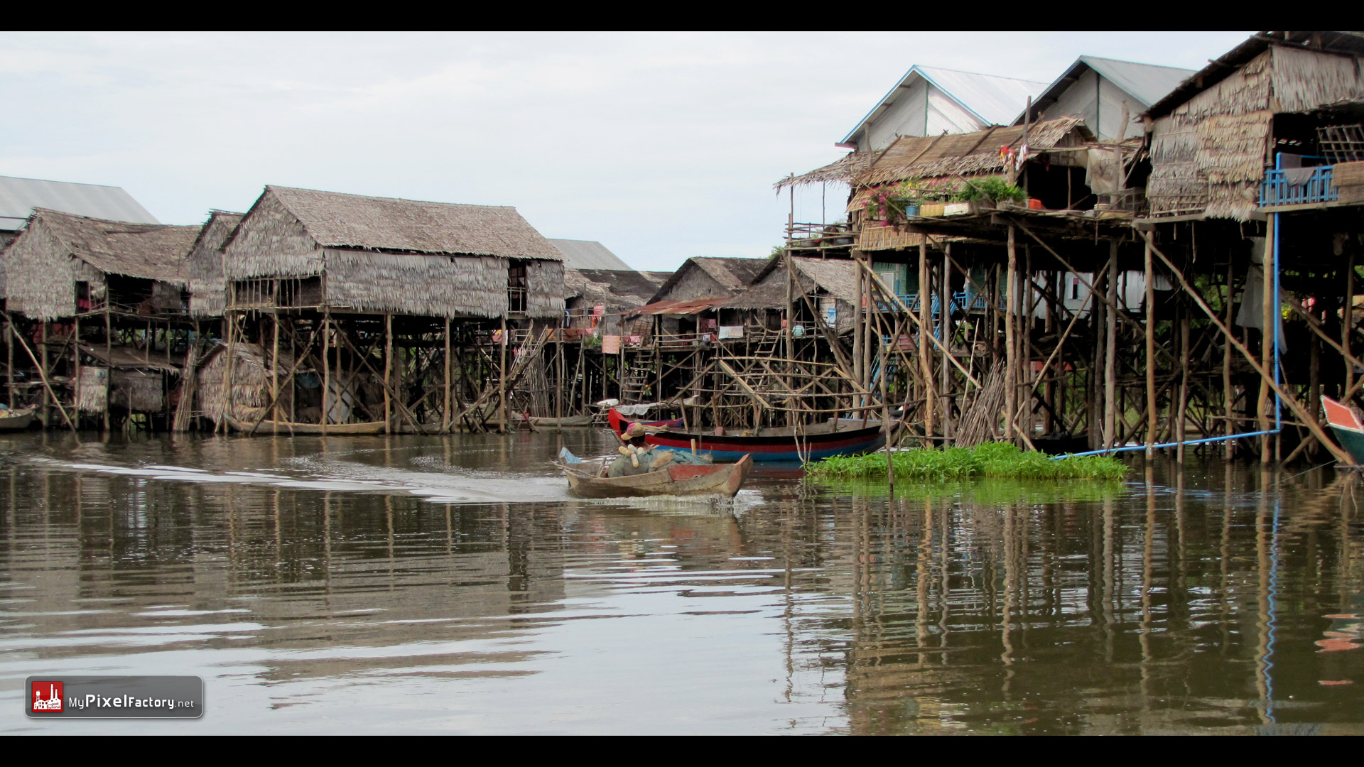 Fonds d'cran Voyages : Asie Cambodge Village Flottant de Kompong Pluck (Cambodge).