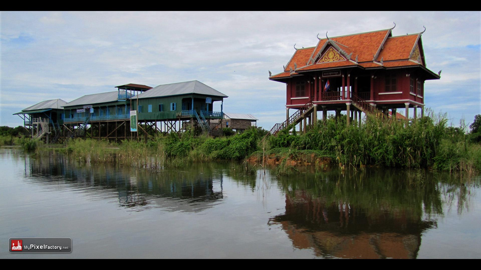 Fonds d'cran Voyages : Asie Cambodge Village Flottant de Kompong Pluck (Cambodge).