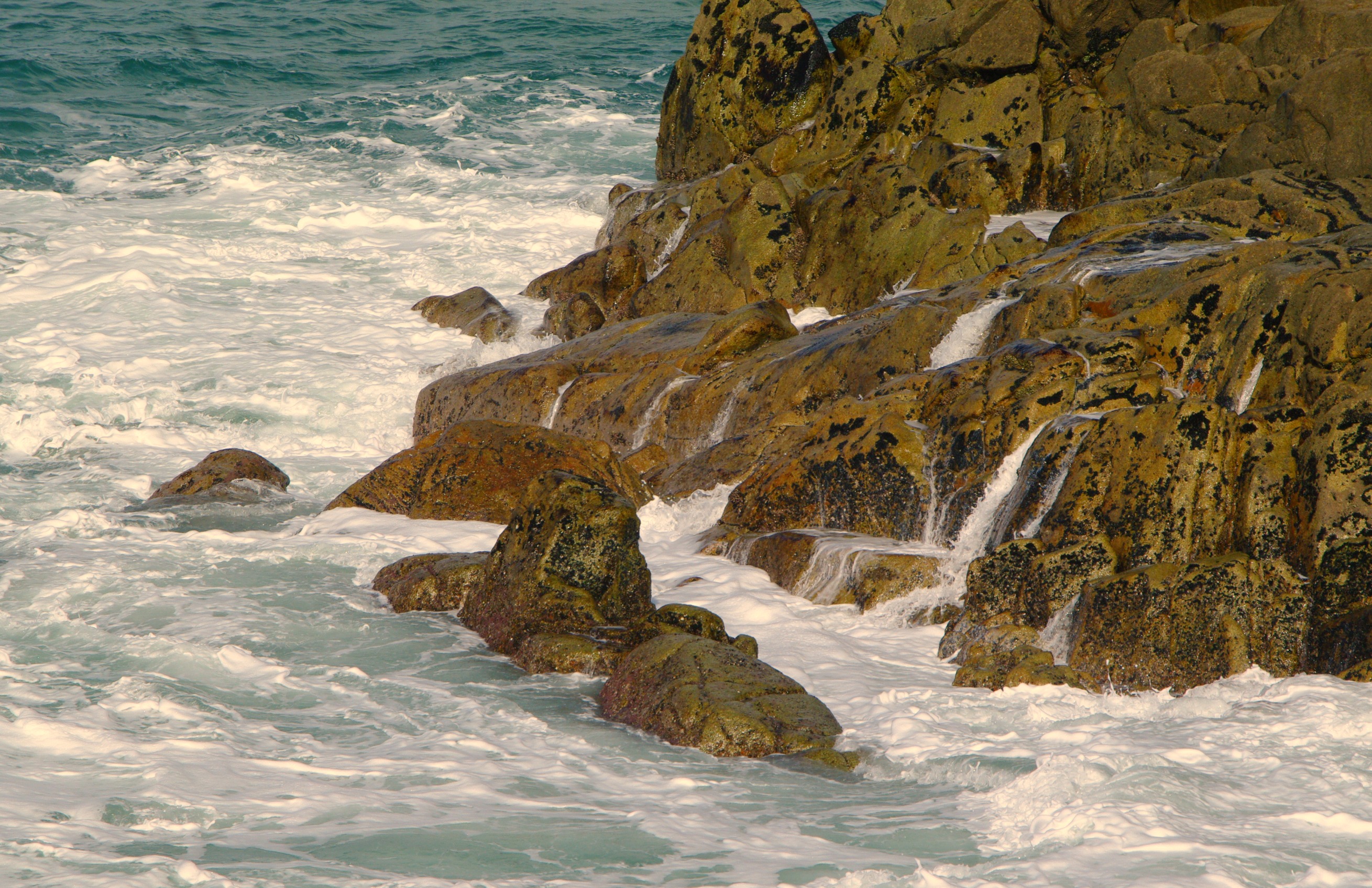 Fonds d'cran Nature Mers - Ocans - Plages Brise Vague Naturel