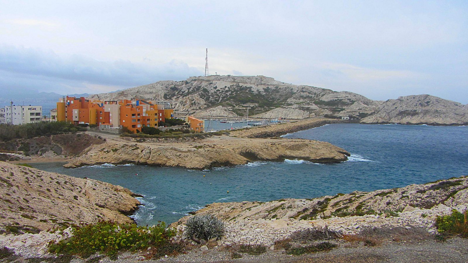 Fonds d'cran Nature Mers - Ocans - Plages les les du frioul