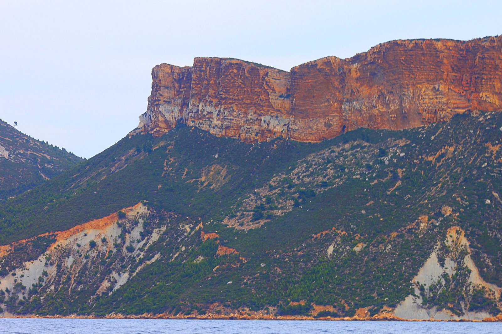 Fonds d'cran Voyages : Europe France > Provence-Alpes-Cte d'Azur Cassis